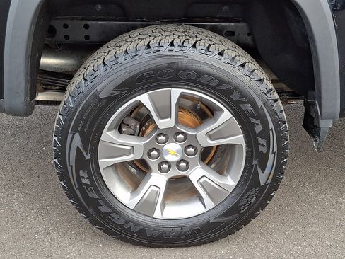 Used 2019 Chevrolet Colorado Z71 image 8