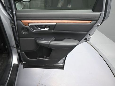 Used 2022 Honda CR-V Touring image 14