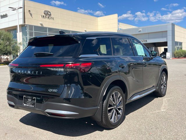 Certified 2026 INFINITI QX60 Luxe w/ Cargo Package FWD image 4