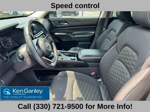 Used 2022 Nissan Pathfinder SV AWD/4WD image 41