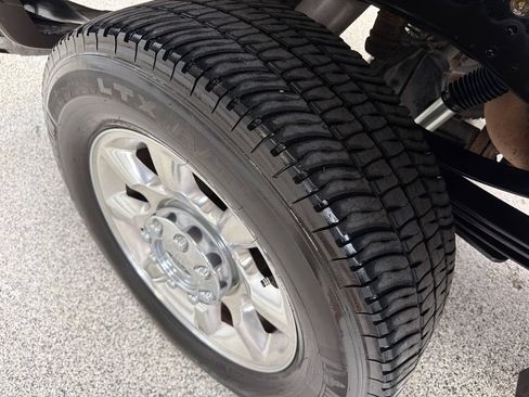 Used 2015 Ford F350 4x4 Crew Cab Super Duty image 50
