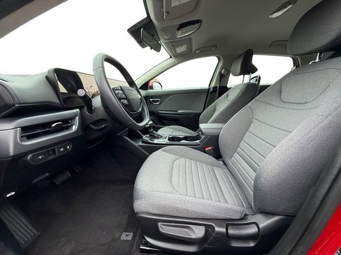 Certified 2025 Kia K4 EX image 9