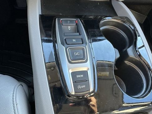 Used 2017 Honda Pilot Touring image 28