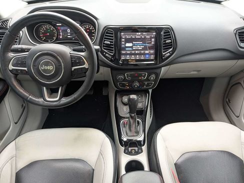 Used 2018 Jeep Compass Limited w/ Navigation Group AWD/4WD image 14