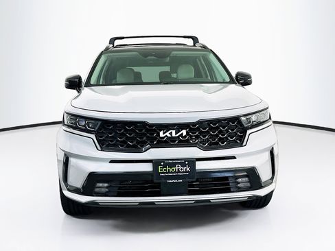 Used 2023 Kia Sorento SX image 2