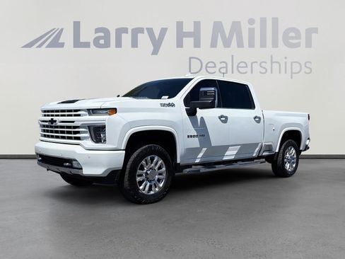 Used 2020 Chevrolet Silverado 3500 High Country w/ Z71 Off-Road Package AWD/4WD image 2