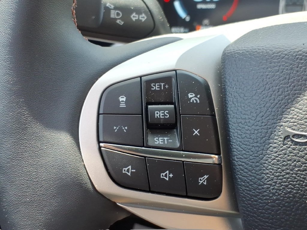 New 2026 Ford Explorer Active w/ Active Comfort Package AWD/4WD image 22
