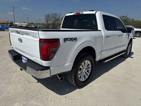 Used 2024 Ford F150 Lariat w/ FX4 Off-Road Package image 6