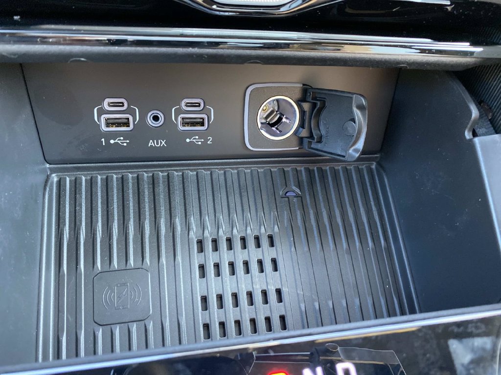 New 2027 Jeep Grand Cherokee Limited AWD/4WD image 13