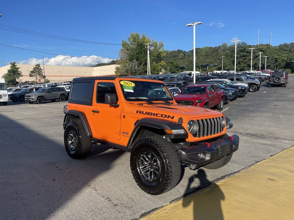 Used 2025 Jeep Wrangler Rubicon w/ Xtreme 35 Tire Package AWD/4WD image 6