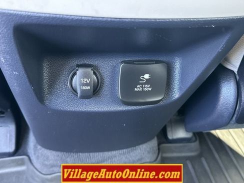 Used 2022 Hyundai Palisade SEL w/ Premium Package AWD/4WD image 38