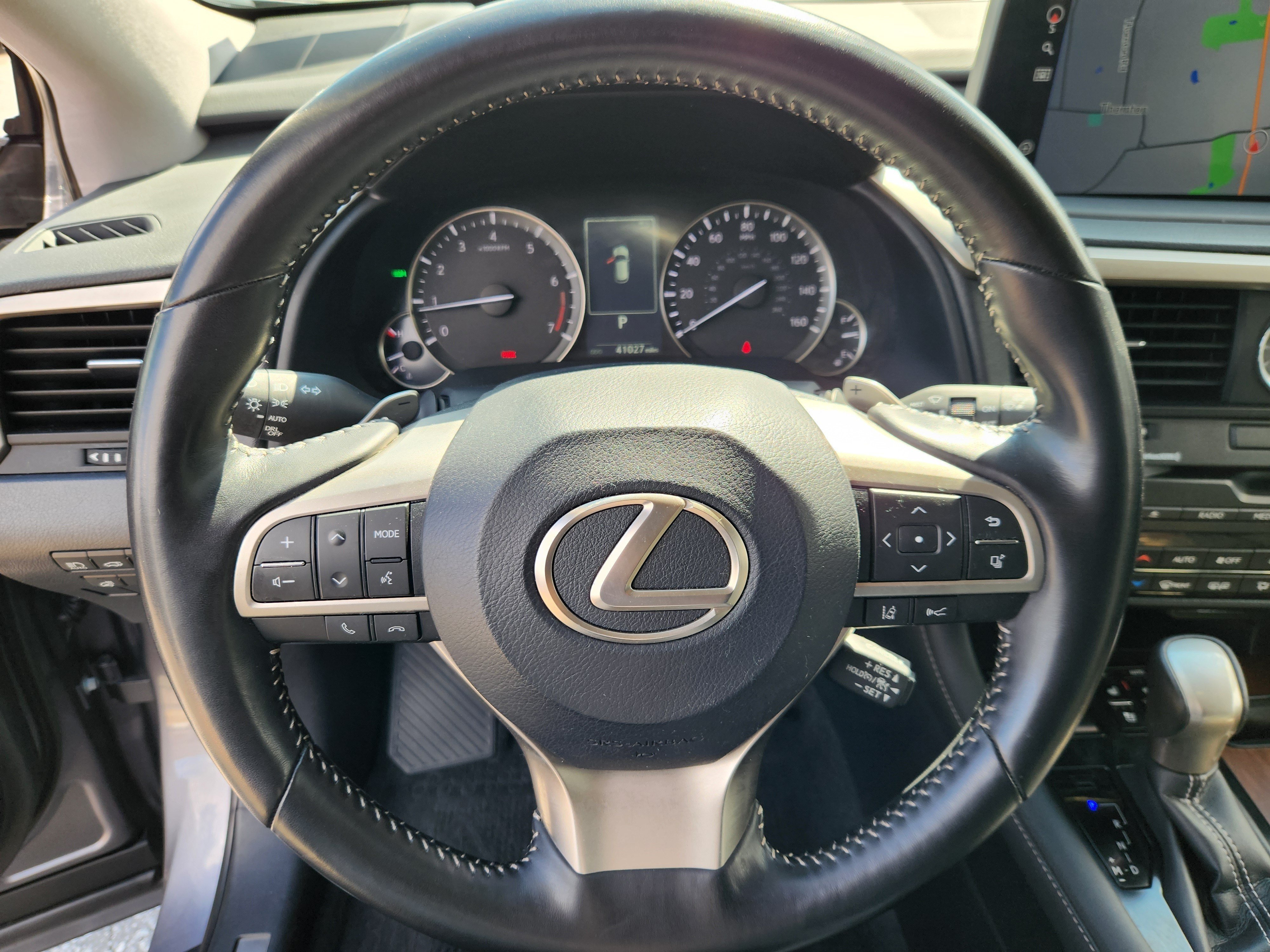 Used 2021 Lexus RX 350L Premium w/ Premium Package AWD/4WD image 9