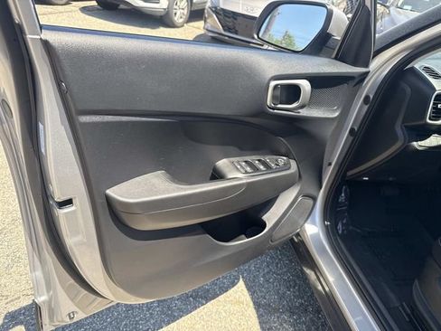 Certified 2026 Hyundai Venue SEL FWD image 15