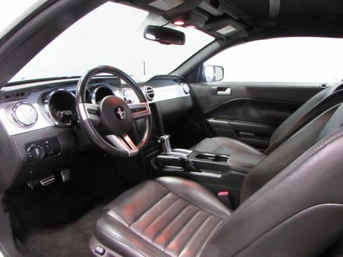 Used 2007 Ford Mustang GT RWD image 21