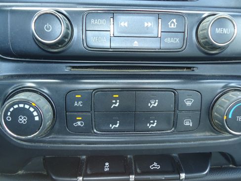 Used 2015 GMC Sierra 1500 4x4 Regular Cab w/ Sierra Convenience Package image 18