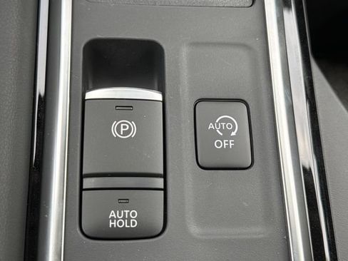 Used 2026 Nissan Pathfinder Platinum w/ Cargo Package AWD/4WD image 11