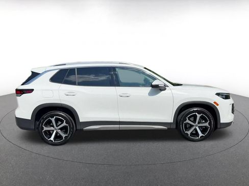 Used 2026 Volkswagen Tiguan SE AWD/4WD image 16