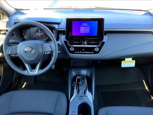 New 2026 Toyota Corolla SE FWD image 5