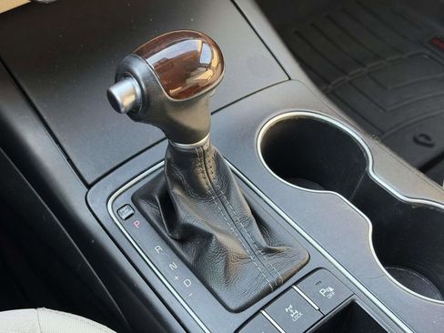 Used 2017 Kia Sorento LX w/ LX Convenience Package image 25