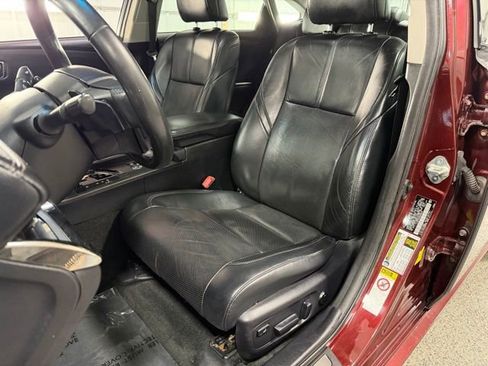 Used 2013 Toyota Avalon FWD image 22