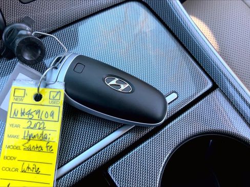 Used 2022 Hyundai Santa Fe SEL w/ Convenience + Premium Package image 14