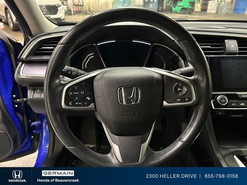 Used 2018 Honda Civic Touring image 16