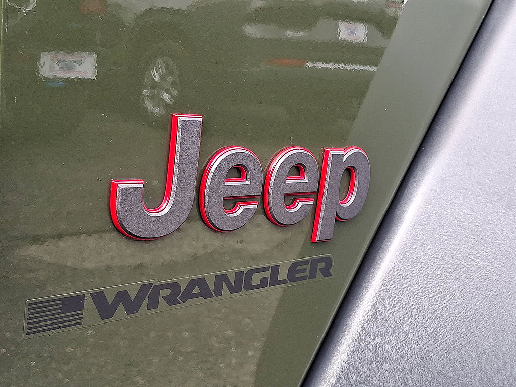 Used 2023 Jeep Wrangler Unlimited Rubicon w/ LED Lighting Group AWD/4WD image 30
