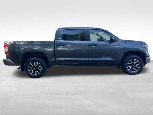 Used 2018 Toyota Tundra SR5 w/ TRD Off Road Package AWD/4WD image 6
