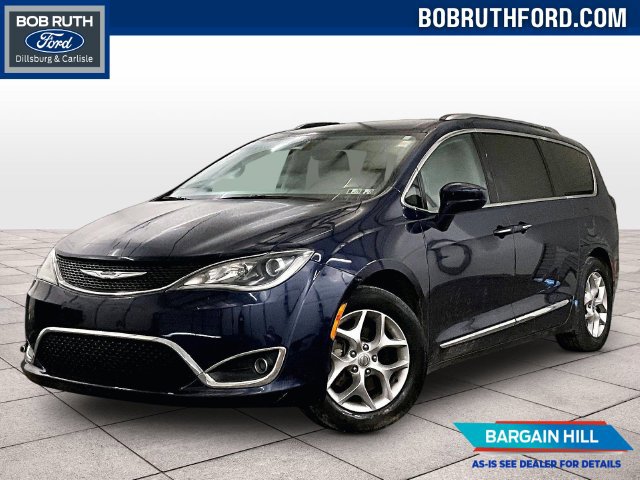 Used 2019 Chrysler Pacifica Touring-L Plus w/ Tire & Wheel Group FWD image 1