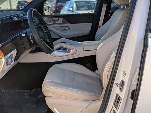 Certified 2025 Mercedes-Benz GLS 450 4MATIC image 14