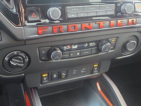 New 2026 Nissan Frontier PRO-4X w/ Pro-4x Convenience Package image 20