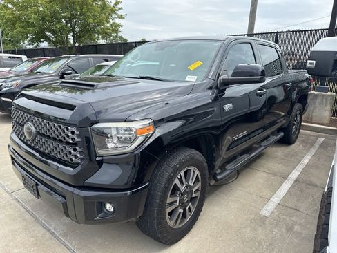 Used 2018 Toyota Tundra SR5 w/ TRD Sport Package RWD image 4