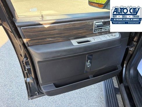 Used 2008 Lincoln Navigator 4WD image 19