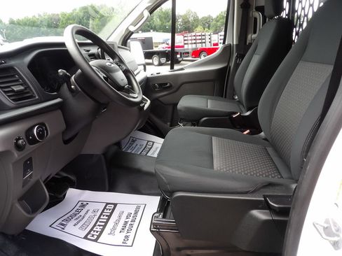 Used 2025 Ford Transit 250 Low Roof w/ Exterior Upgrade Package RWD image 17