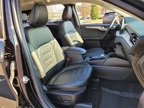 Used 2023 Ford Escape Platinum w/ Premium Technology Package image 21