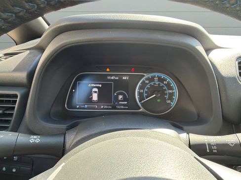 Used 2025 Nissan Leaf SV Plus image 12