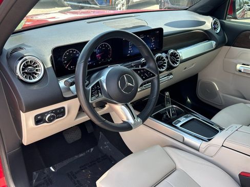 Used 2024 Mercedes-Benz GLB 250 image 20