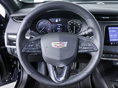 Used 2019 Cadillac XT4 Sport w/ Cold Weather Package FWD image 10