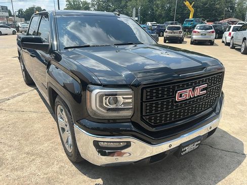 Used 2018 GMC Sierra 1500 SLT image 3