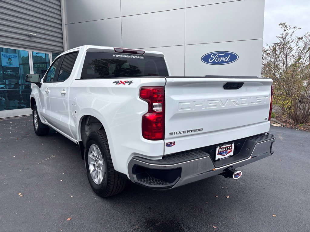 Used 2025 Chevrolet Silverado 1500 LT AWD/4WD image 4