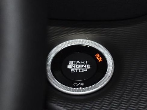 New 2025 Jeep Grand Cherokee L Altitude image 22