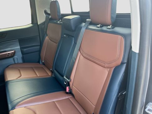 Used 2022 Ford Maverick Lariat w/ Lariat Luxury Package FWD image 24