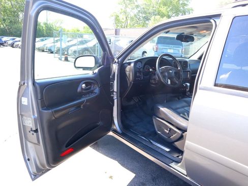 Used 2007 Chevrolet TrailBlazer LT w/ LT Preferred Equipment Group AWD/4WD image 19
