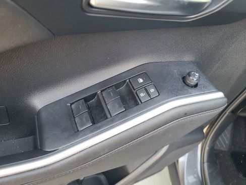 Used 2023 Toyota Highlander XSE image 19