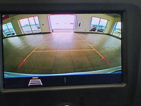 Used 2020 Chevrolet Equinox LT w/ Driver Convenience Package FWD image 26