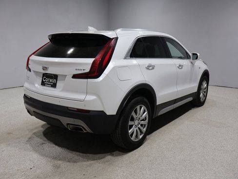 Used 2021 Cadillac XT4 Premium Luxury w/ Sun And Sound Package AWD/4WD image 2