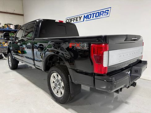 Used 2019 Ford F250 Platinum w/ Platinum Ultimate Package AWD/4WD image 4