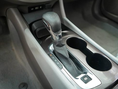 Used 2023 Chevrolet Malibu LS FWD image 32