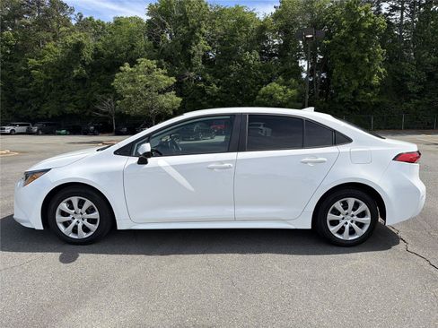 Used 2023 Toyota Corolla LE w/ Carpet Mat Package (TMS) FWD image 25