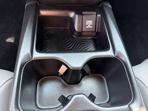Used 2019 Honda CR-V Touring image 19